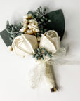 Two Roses Boutonniere - Papiro