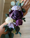 Copy of Navy Blue and Gold Wrist Corsage - Papiro