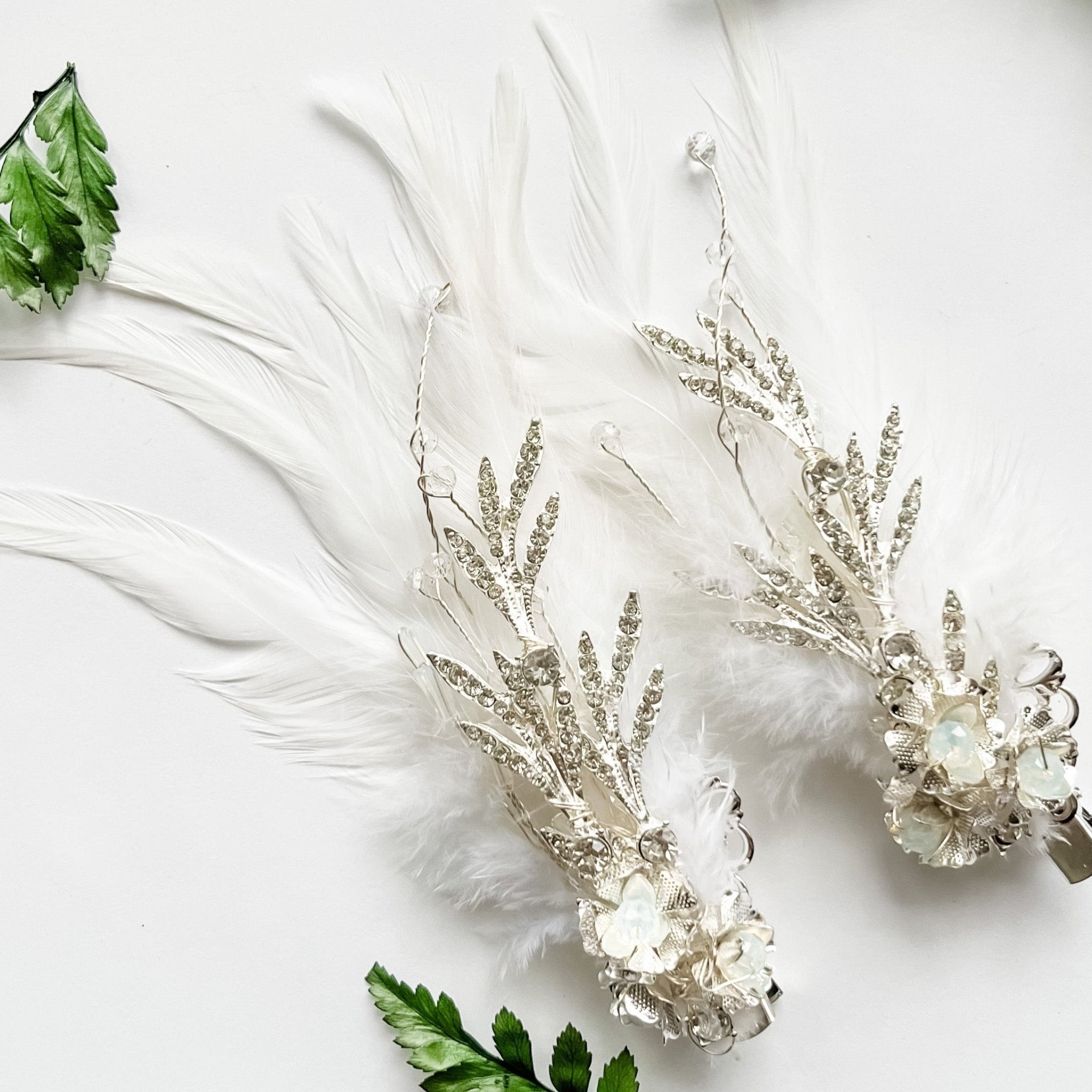 White Feather Clips for Bridal / Bridesmaid Hair - Papiro